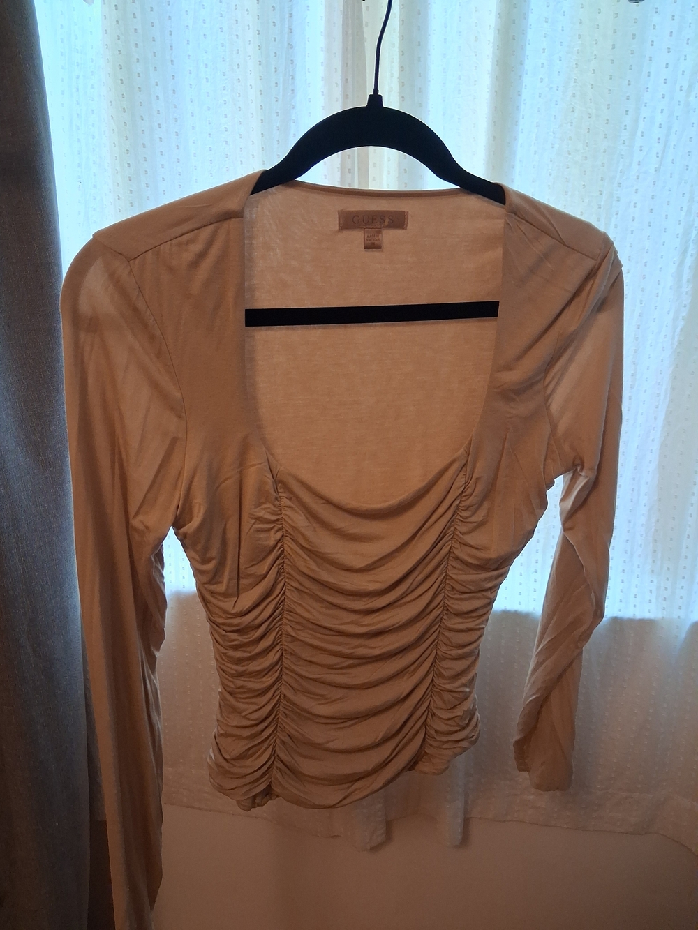 GUESS Ruched Long Sleeve Top in Brown Size Medium